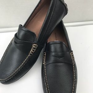 - Banana republic Black leather men’s drivin…